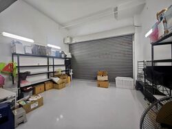 Tradehub 21 (D22), Factory #633233351
